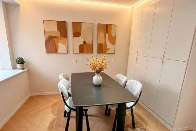 Beixinjing/spacious 2BR 2LR/big living room/110 SQM/bright room,@L2