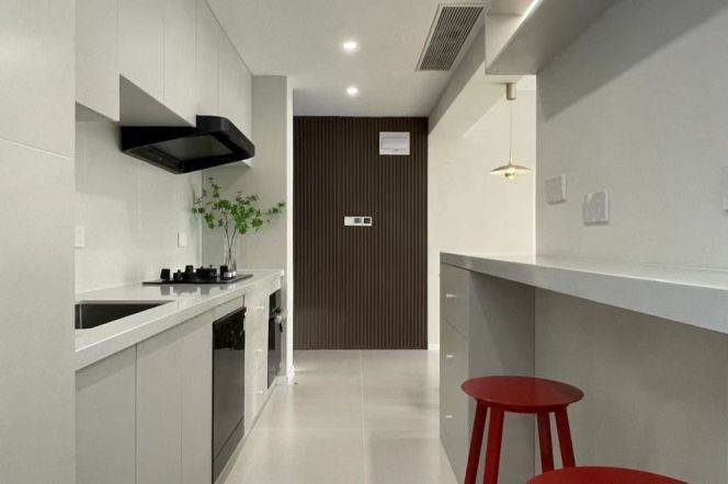 Fabulous&Spacious&Bright 2Bdrs 1Bath/L14 Wu Ding Rd/Good View+Large Covered Balcony