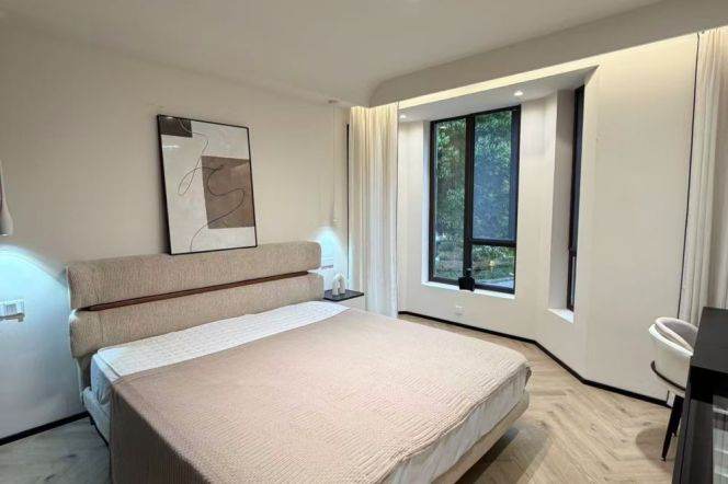 Ziteng Rd/Longbaixincun/2br2bt/central AC/floor heat/oven/dishwasher