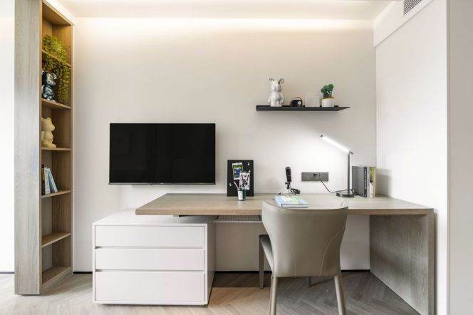 Yangpu deluxe 1br, super internal spacious, available at middle May, metro line 10/18 to Wujiaochang