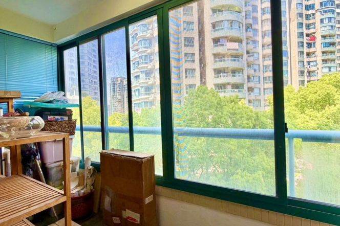 3Brm With A Balcony Near Line 13/14 Wuning Rd