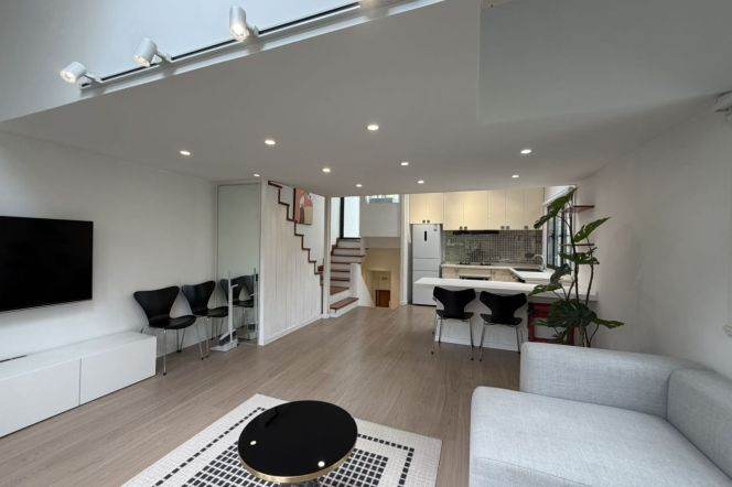  Homey 2+1br old house nr South Shaanxi Rd &Terrace L1/10/12