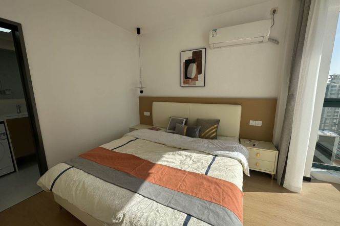 Spring Garden — Modern Executive 1BR with Premium Upgrades — 11,500 RMB