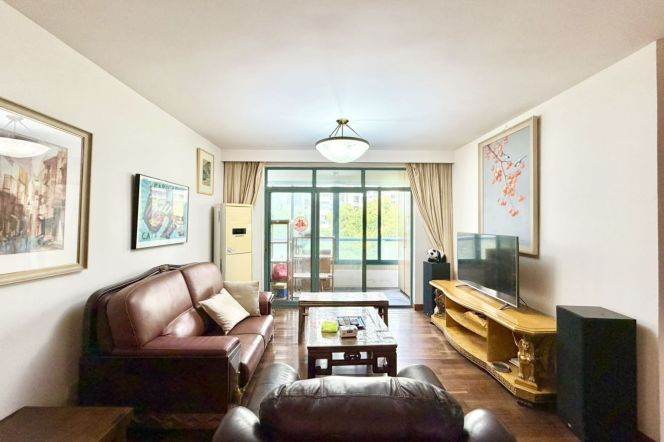 3Brm With A Balcony Near Line 13/14 Wuning Rd