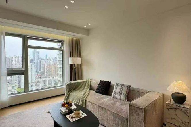 16.8k Classy 2Br with floor heating Nr Suzhou River close to Zhenping Rd.line3/4/7