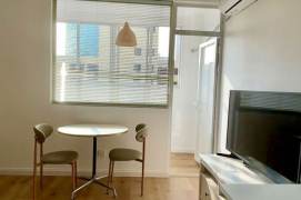 Fenglin Mansion — Modern High-Floor 1BR with Walk-in Closet — 12,000 RMB