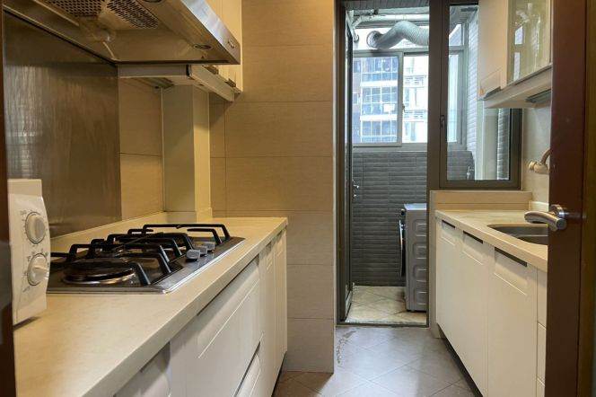 Modern spacious 2BR in good compound / Hanzhong rd line 1/12/13