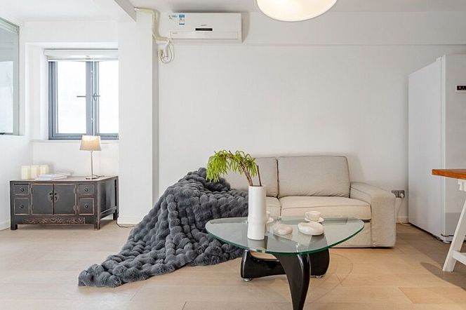 Jiangning Mansion — Luxury 2BR in West Nanjing Rd — 18,590 RMB