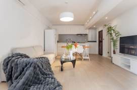 Jiangning Mansion — Luxury 2BR in West Nanjing Rd — 18,590 RMB