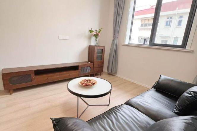 1br-Zhongshan Park - 8 minutes to Line 3/4 - Yan'an West Road
