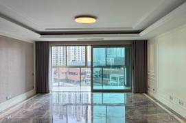 4BR 4BTH w/ Gym & Pool nr ChangPing RD M7