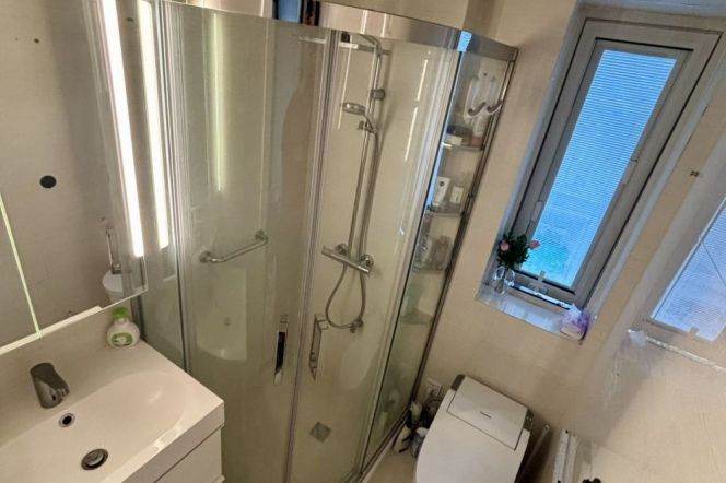 Spacious&Bright 1Bdr 1Bath Apt+L13 Wu Ning Rd+Great Compound+Large Covered Balcony