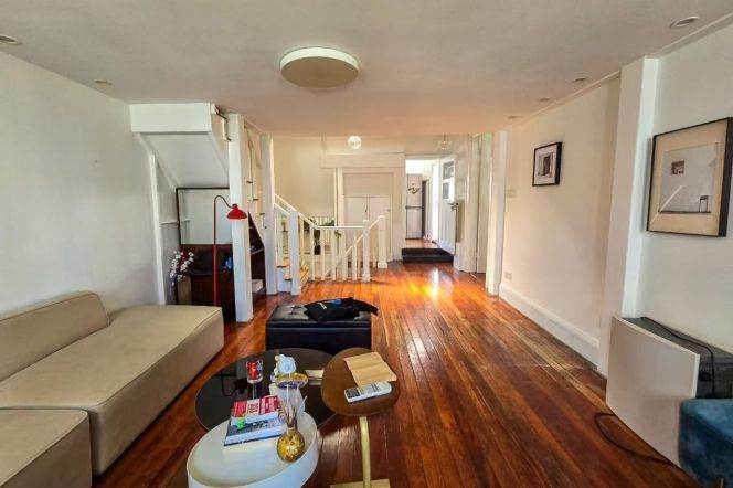 West Nanjing rd 4BR 3BATH with terrace