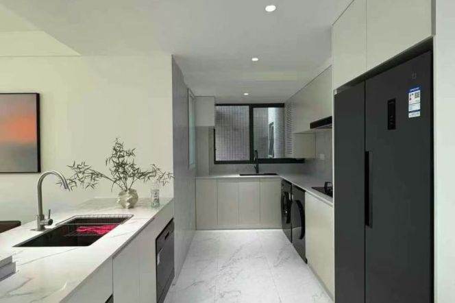 16.8k Classy 2Br with floor heating Nr Suzhou River close to Zhenping Rd.line3/4/7