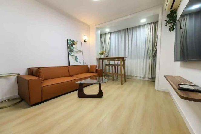 8k Cozy 1Br with big terrace Nr Jiaotong University line 10/11