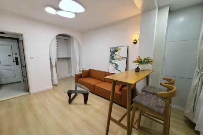 8k Cozy 1Br with big terrace Nr Jiaotong University line 10/11
