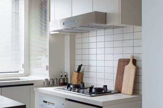 15k Nice 1Br at high rise Nr Changshu Rd.line1/7