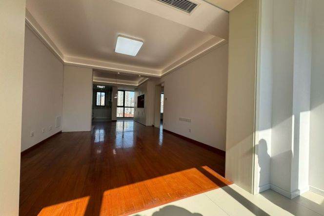 2 Brs with Brand-new Dec/Central ac/Oven/Dish washer, 120 sqm @ Changping metro L7