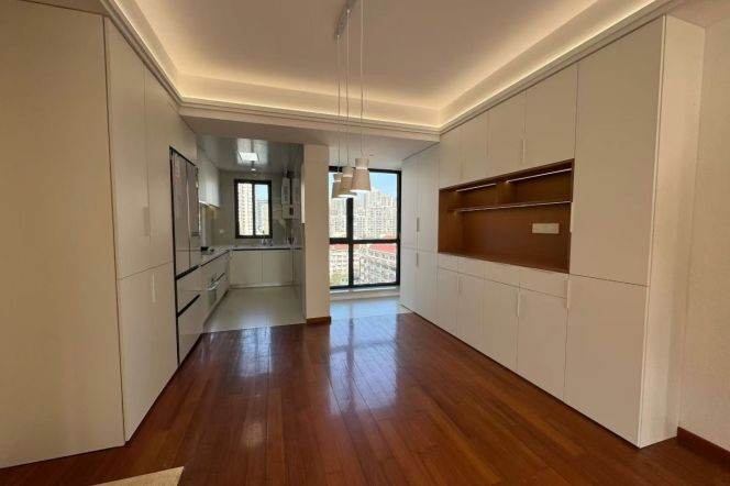 2 Brs with Brand-new Dec/Central ac/Oven/Dish washer, 120 sqm @ Changping metro L7