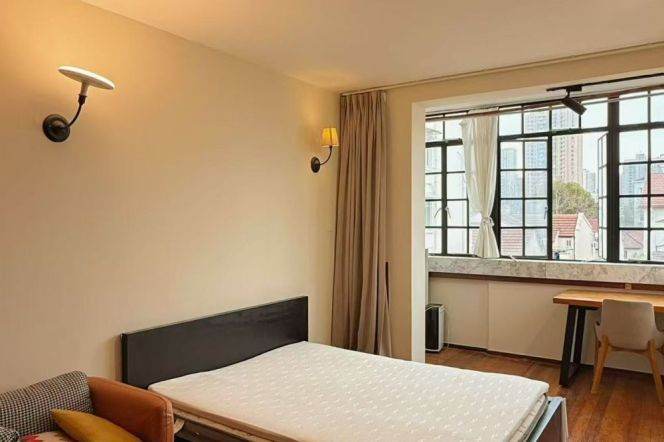 Beautiful studio on Yongjia Rd Shanxi(s) Rd 5.5k