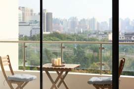  Spacious 3br high-rise nr West Nanjing Rd &Balcony    Line 2/12/13