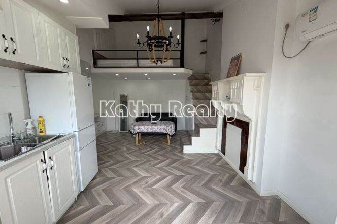 Lovely bright APT+ Roof terrace Fuxing Rd 7.3k