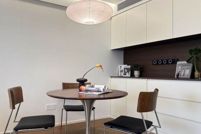 Haifu Apartment — Designer-Renovated 1BR with Walk-in Closet — 17,800 RMB
