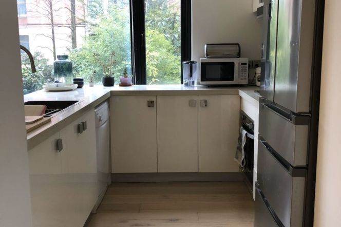 modern 2brs lane house nice terrace near Middle Huai hai road line 1,10,12,13 