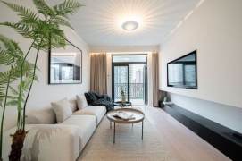 Clubhouse & Pool | 2BR 2BA at Shanxi South Road  185sqm, Floor Heating