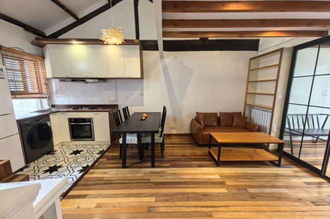  Unique 2br old house with Terrace @South Shaanxi Rd 