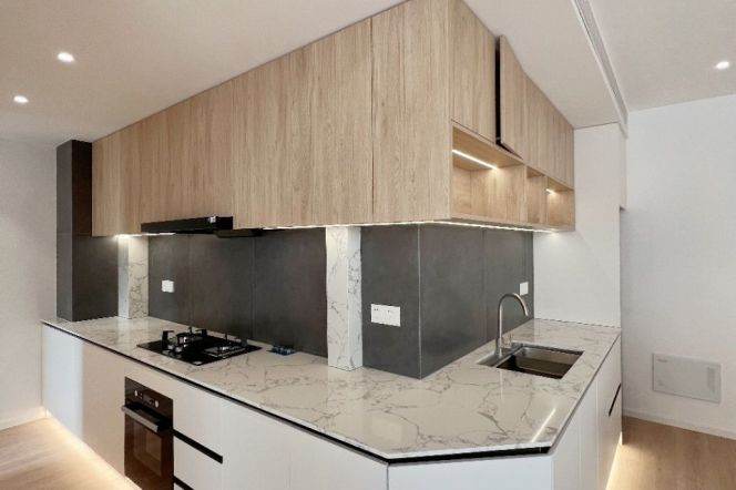 modern 2brs floor heating nice river view beside Huang pu river and line 4,8 only 21K