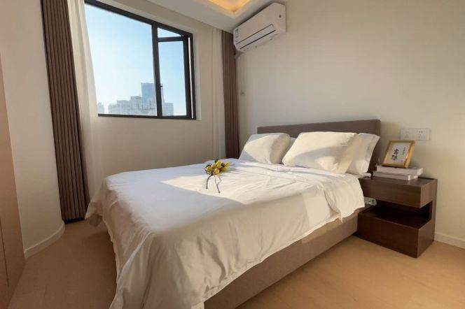 Spacious-Fashion-lift-1Br-Nr Huadong Jiaotong uni-Caoyang rd/Putuo area/L3/4/11/13/14