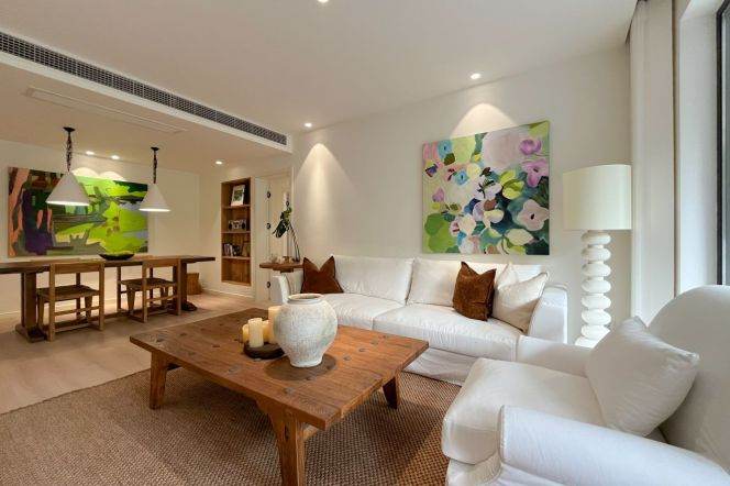 West nanjing rd 2br2bath120sqm