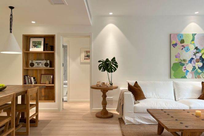 West nanjing rd 2br2bath120sqm