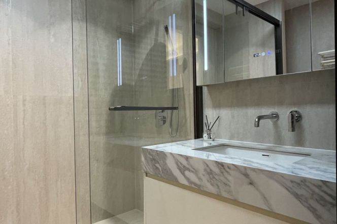 Modern&Spacious&Bright 2+1Bdrs 1Bath Apt/L7 Chang Ping Rd/Awesome View+Nice Building