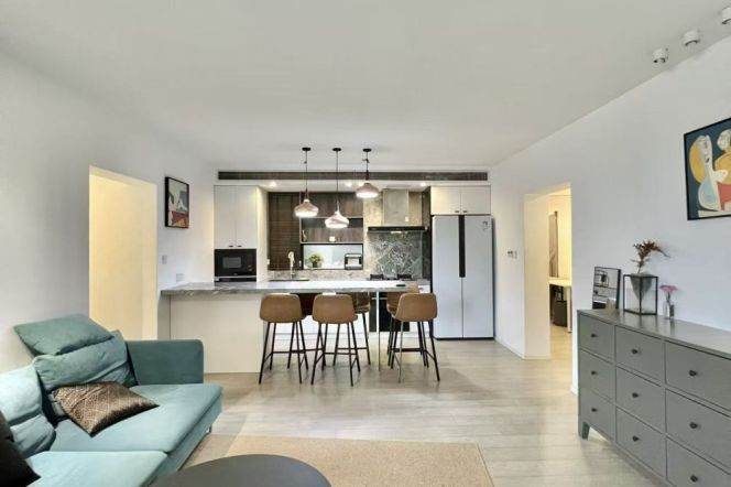 Jing'an temple elevator 3+1BR 2BATH apartment