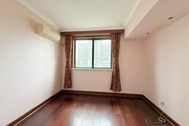 Wuning rd elevator 3BR 2BATH with balcony