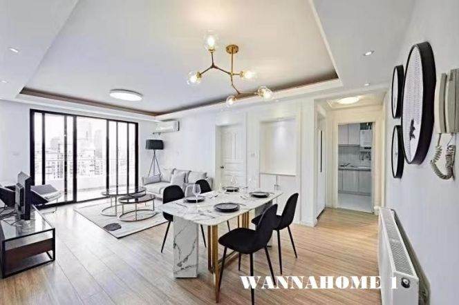 Awesome View+Modern&Really Bright 2Bdrs 1Bath Apt+West Nanjing Rd+Open Balcony+Green Compound