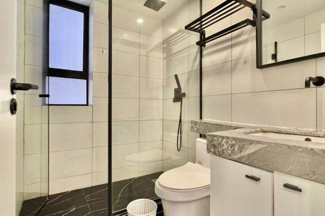 Jing'an temple elevator 3+1BR 2BATH apartment
