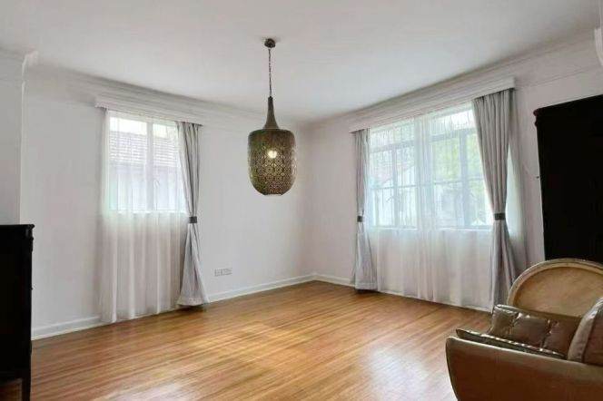 Character/Valuable Jianguo/Wulumuqi Rd /Spacious 2BR 16.5K 