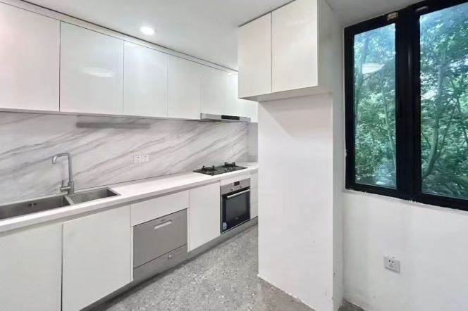 modern big 3brs floor heating open balcony near Wu kang road library 26.5K
