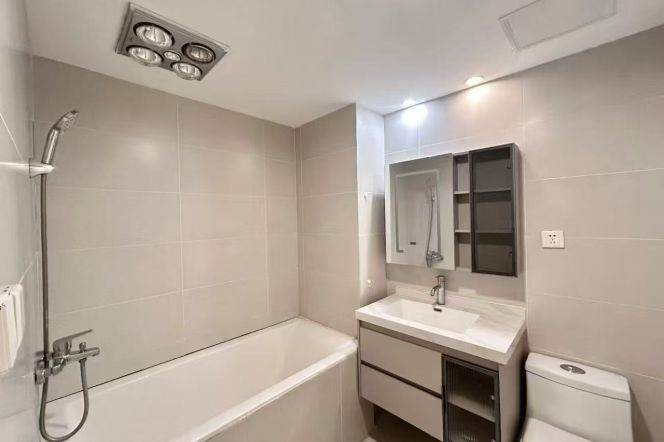 modern big 3brs floor heating open balcony near Wu kang road library 26.5K
