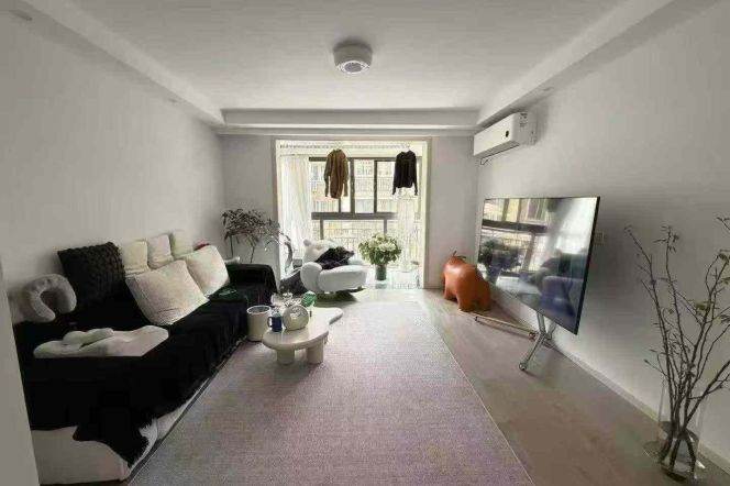 Great Value 3brs 1bath - Suzhou River - quiet complex - Jing’an 