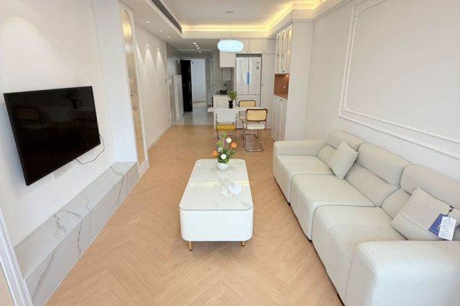 Brand-new 1Br/2Lr/1Bt Close to L10/11 Jiaotong University Metro Station 