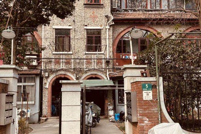 Heritage Loft with Charm | 3rd Floor, 3BR, Steps to S. Shaanxi Rd Metro