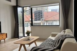 Bright 1BR Apt+High ceiling | Xinle rd ,Xiangyang rd | IAPM & Jing'an Temple Metro |13.8K