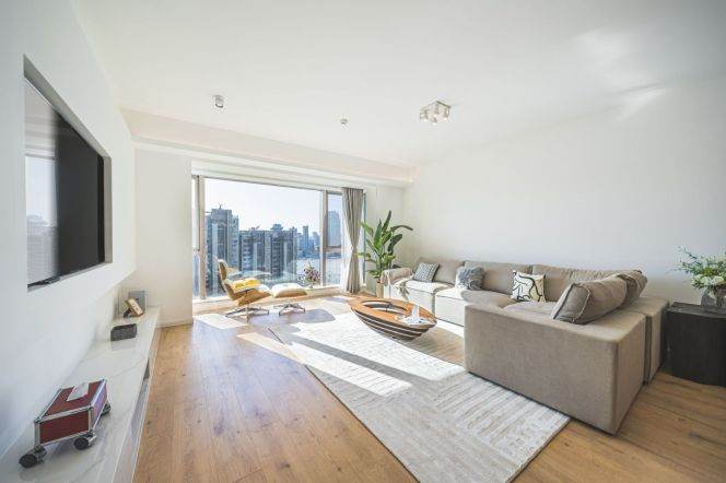 big 3brs floor heating river view wooden floor balcony beside Huang pu river near IFC 