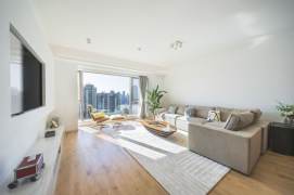 big 3brs floor heating river view wooden floor balcony beside Huang pu river near IFC 