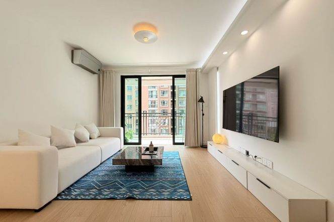 modern 2brs floor heating open balcony near Jing an temple 17K