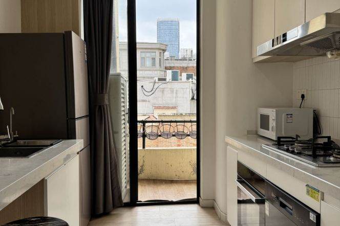 Bright 1BR Apt+High ceiling | Xinle rd ,Xiangyang rd | IAPM & Jing'an Temple Metro |13.8K